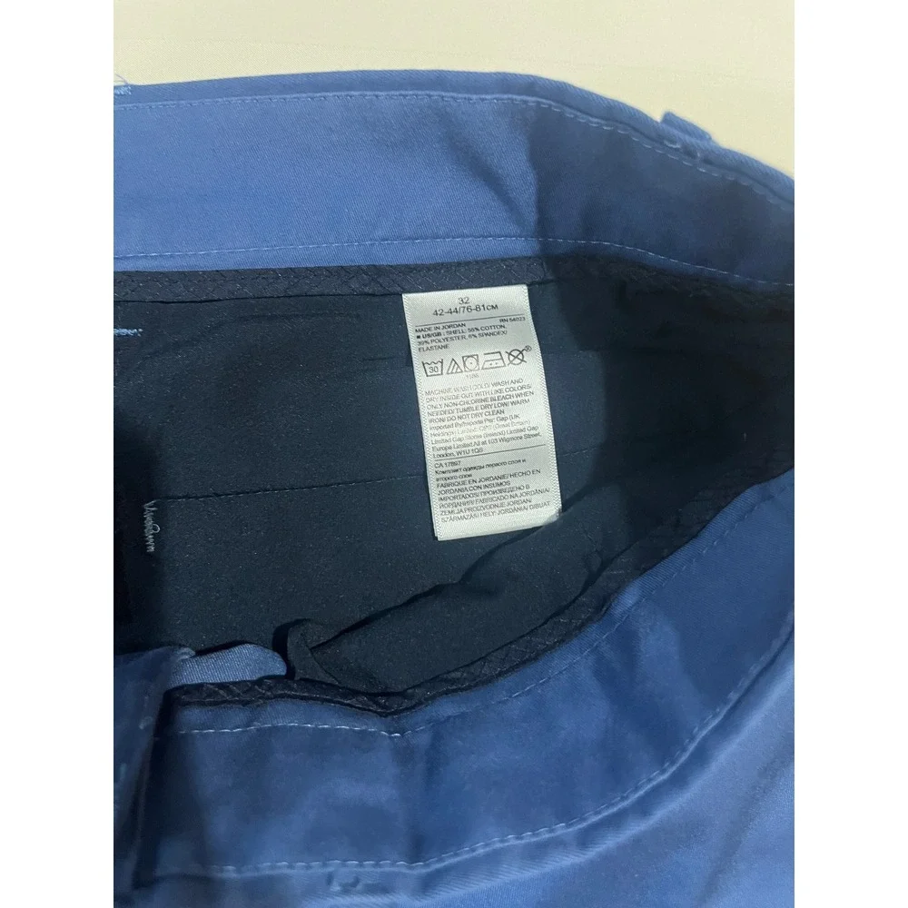 Banana Republic Emerson Shorts Mens 32 Blue Flat Front‎ Chino Straight Leg